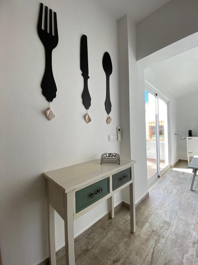 Appartement Friendly House à Lagos Extérieur photo