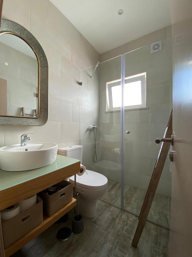 Appartement Friendly House à Lagos Extérieur photo