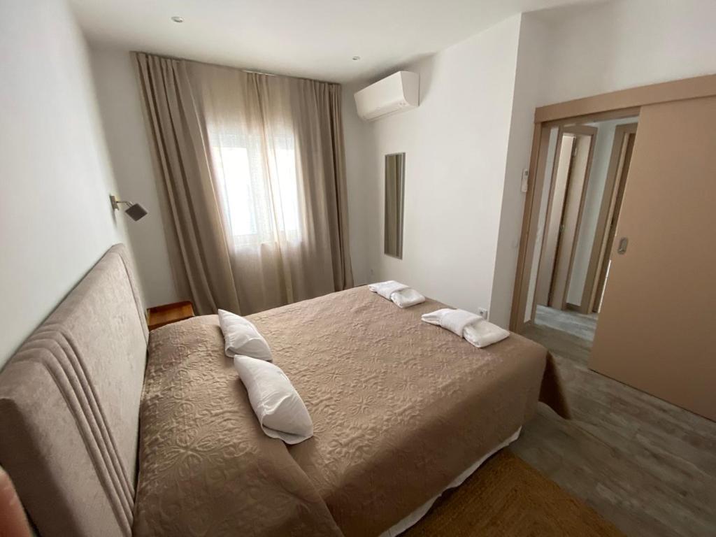 Appartement Friendly House à Lagos Extérieur photo